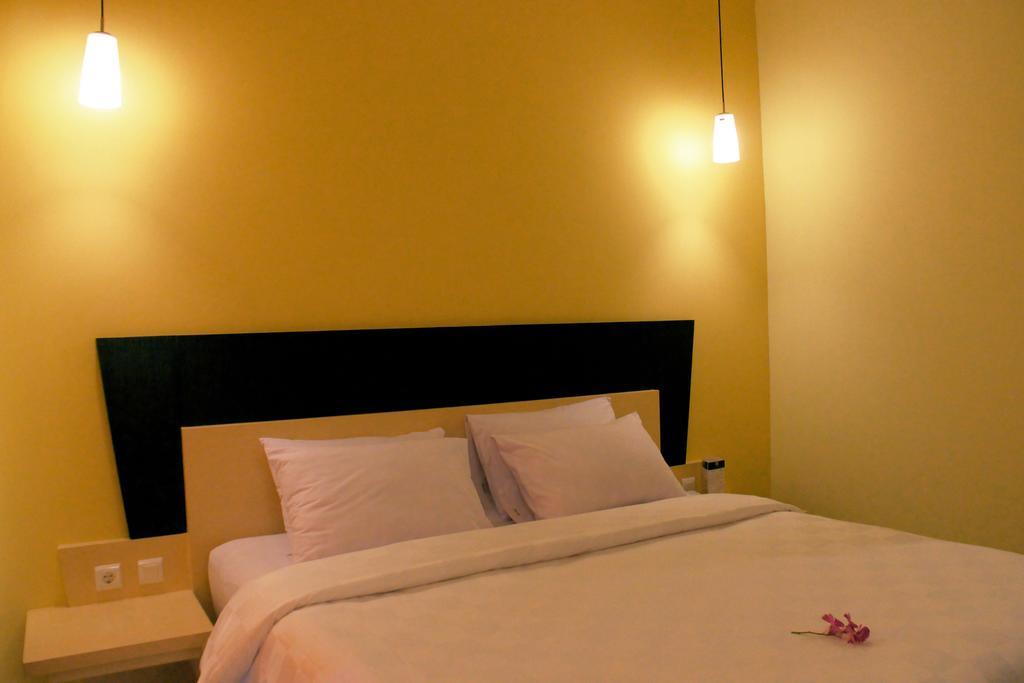 M Hotel Mataram Pokoj fotografie