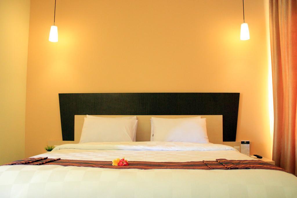 M Hotel Mataram Pokoj fotografie